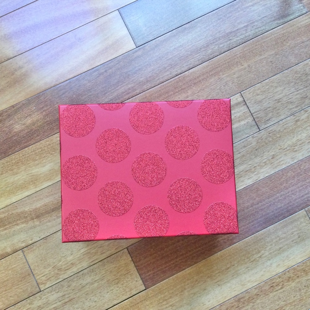🆕 Empty Estée Lauder Storage Box